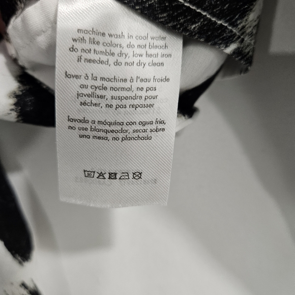 WeWoreWhat Cow Print Tie Front Cropped Bisou Top Size M - Picture 7 of 9